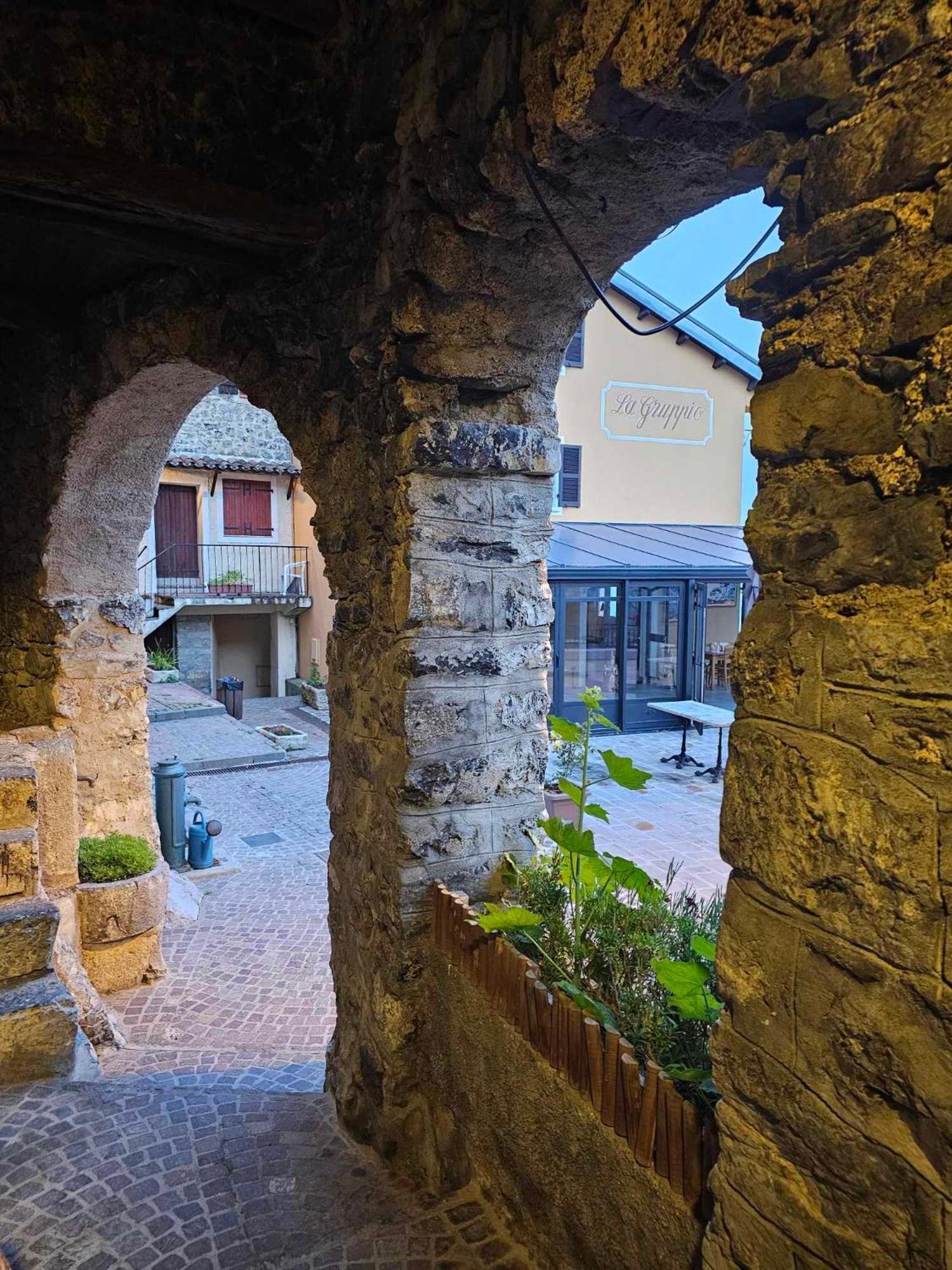 La Gruppio Bed & Breakfast Ilonse Dış mekan fotoğraf